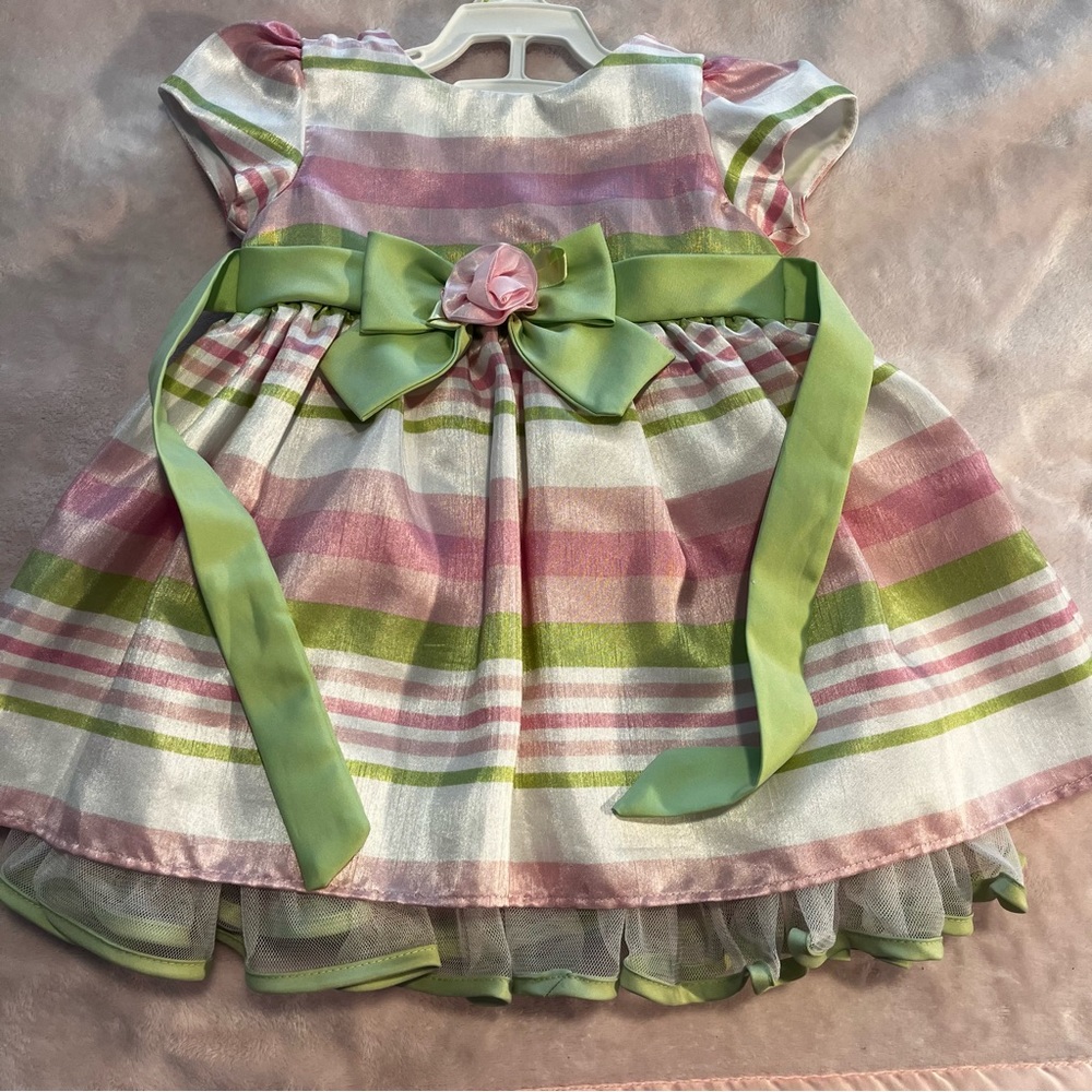 12M baby girl summer lot of dresses, outfits etc.